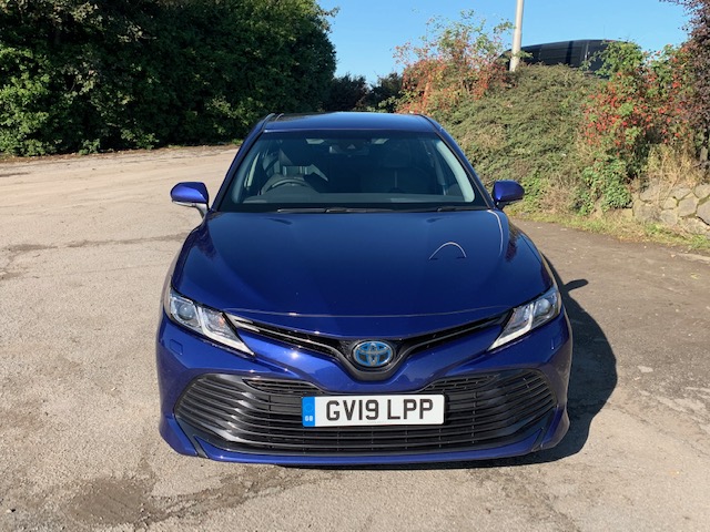 Toyota Camry Hybrid road test and review