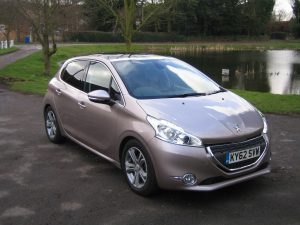 Peugeot 208 Allure