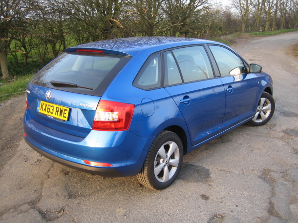 Skoda Rapid Spaceback SE 1.6 TDI 90PS DSG review, road test