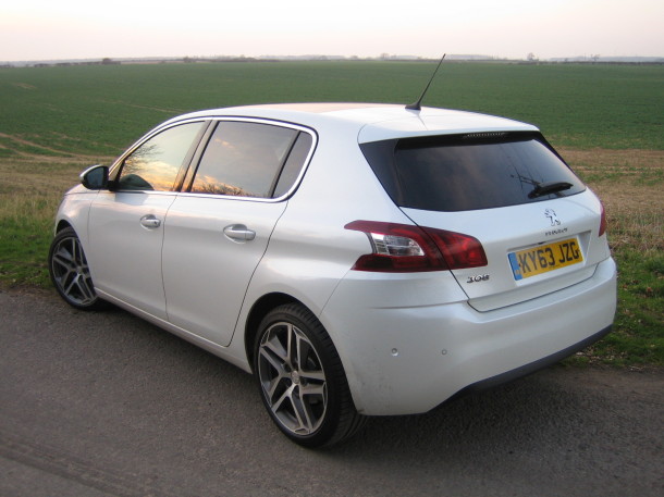 Peugeot 308 Feline THP 156 roadtest review