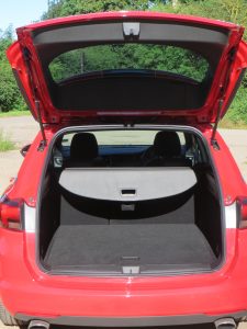 Astra Sports Tourer Sri 1 6i 0ps Turbo Road Test Report And Review Wheel World Reviews