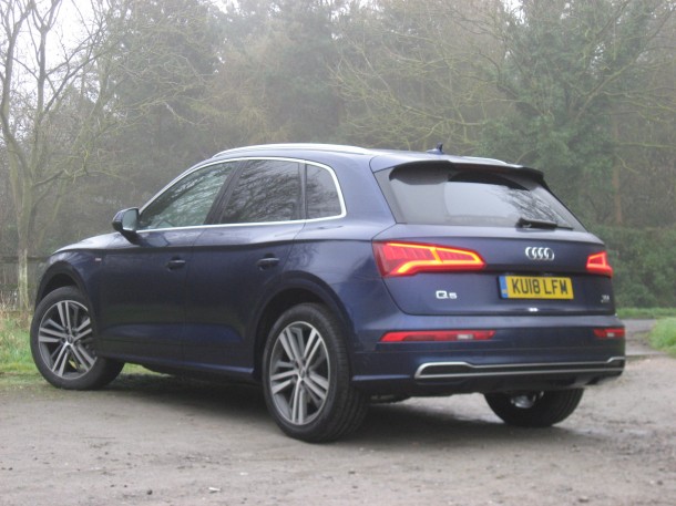 Audi Q5 2.0 TDI quattro S line road test report and review