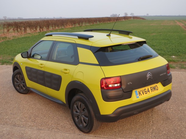 Citroen C4 Cactus Feel BlueHDi 100 road test report review - Looking to get noticed!