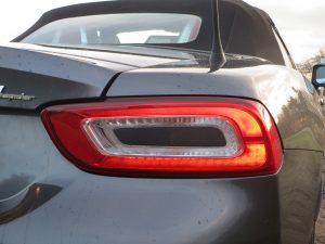 Fiat 124 Spider 1.4 MultiAir Turbo 140hp road test report and review