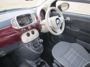 Fiat 500 Lounge 0.9 TwinAir 105hp road test report and review
