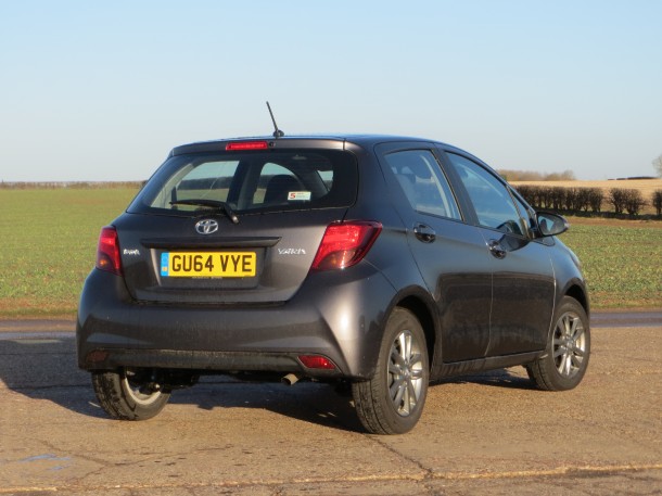 Toyota Yaris 1.33 VVT-i Icon 5-door road test report and review Red Nose Day