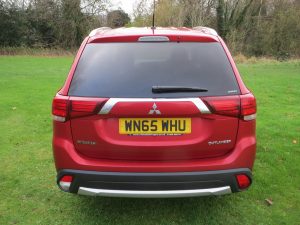 Mitsubishi Outlander 2.2 DI-D GX4 Auto road test report and review