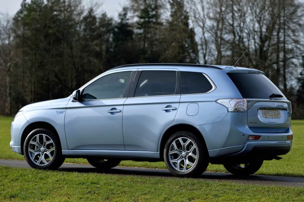 Mitsubishi Outlander PHEV GX4hs road test review