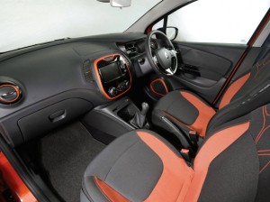 Renault Captur cabin