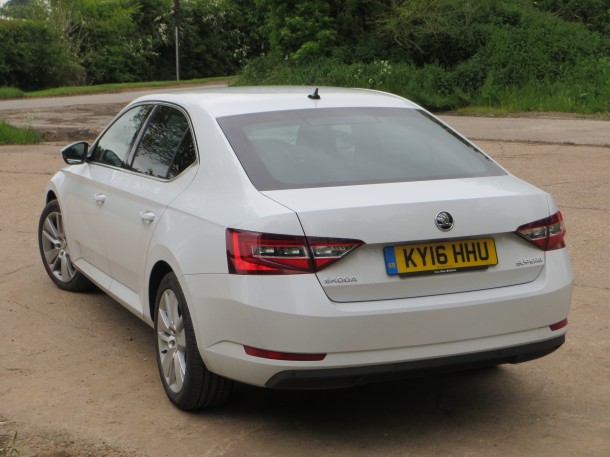 Skoda Superb SE L Executive road test report and review