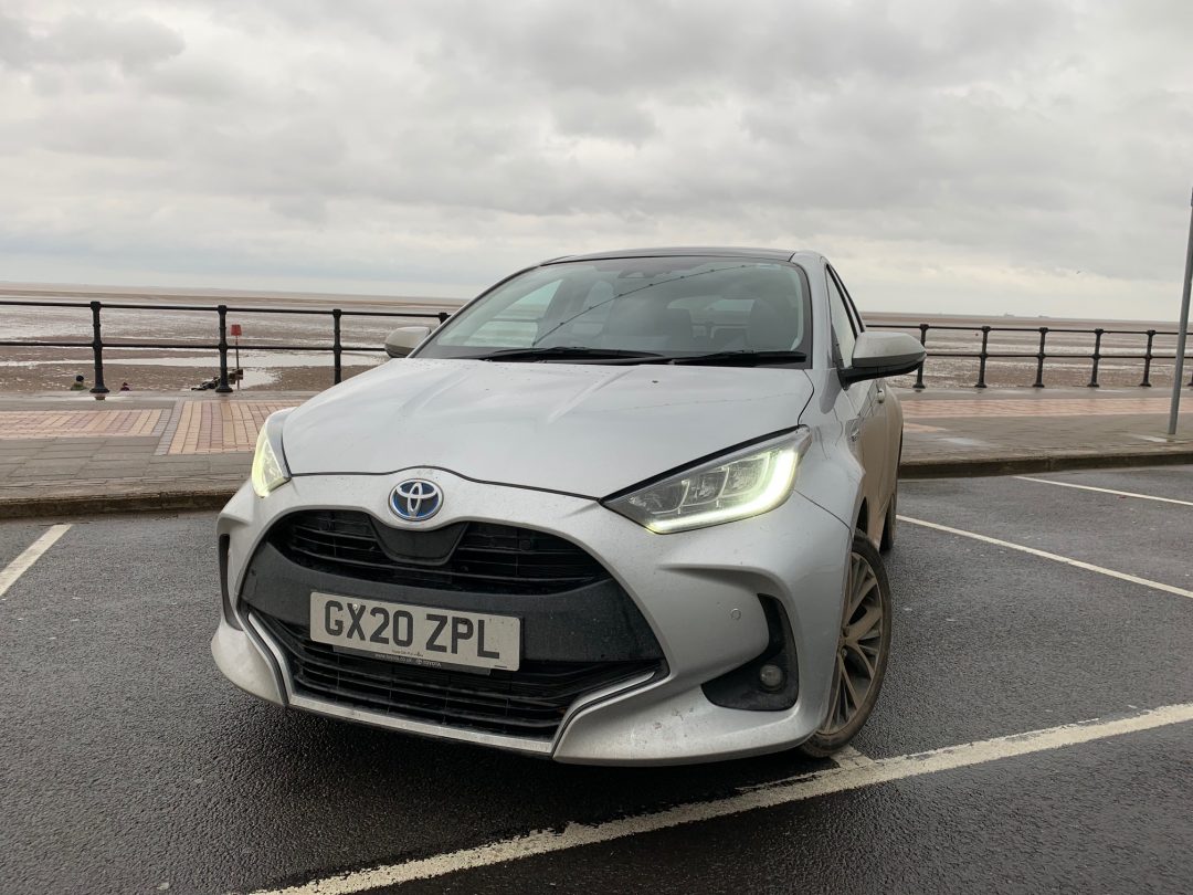 New Toyota Yaris Hybrid roadtest review