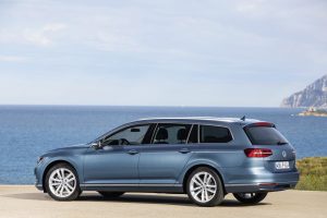 VW Passat Estate 2.0 TDI SE Business road test report and review