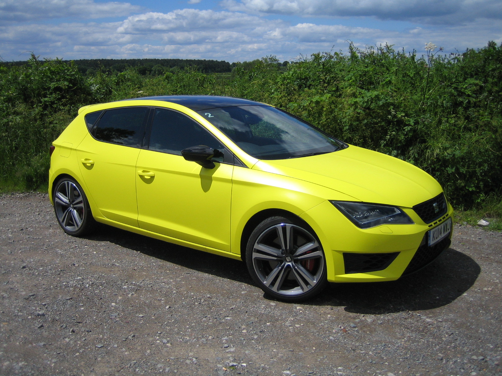 SEAT Leon Cupra and Cupra 280 road test review